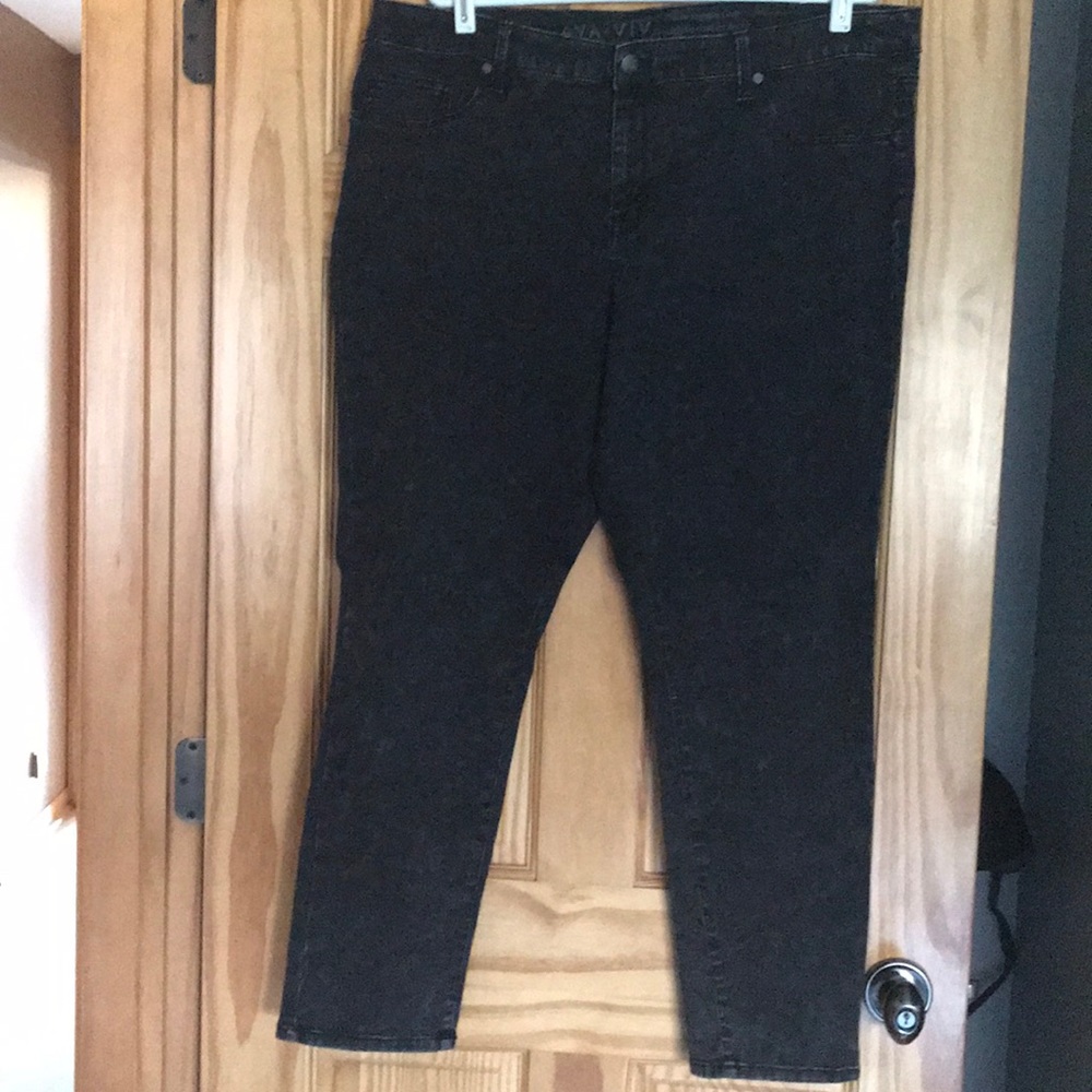 Black distressed jeggings